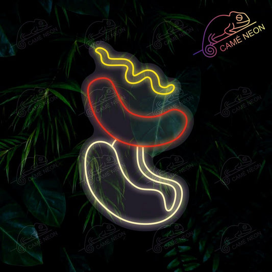 Néon LED en forme de hot dog rouge installé dans un bar, idéal pour créer une ambiance conviviale et lumineuse. Fabriqué en France avec des matériaux de qualité, il est écoresponsable et personnalisable
